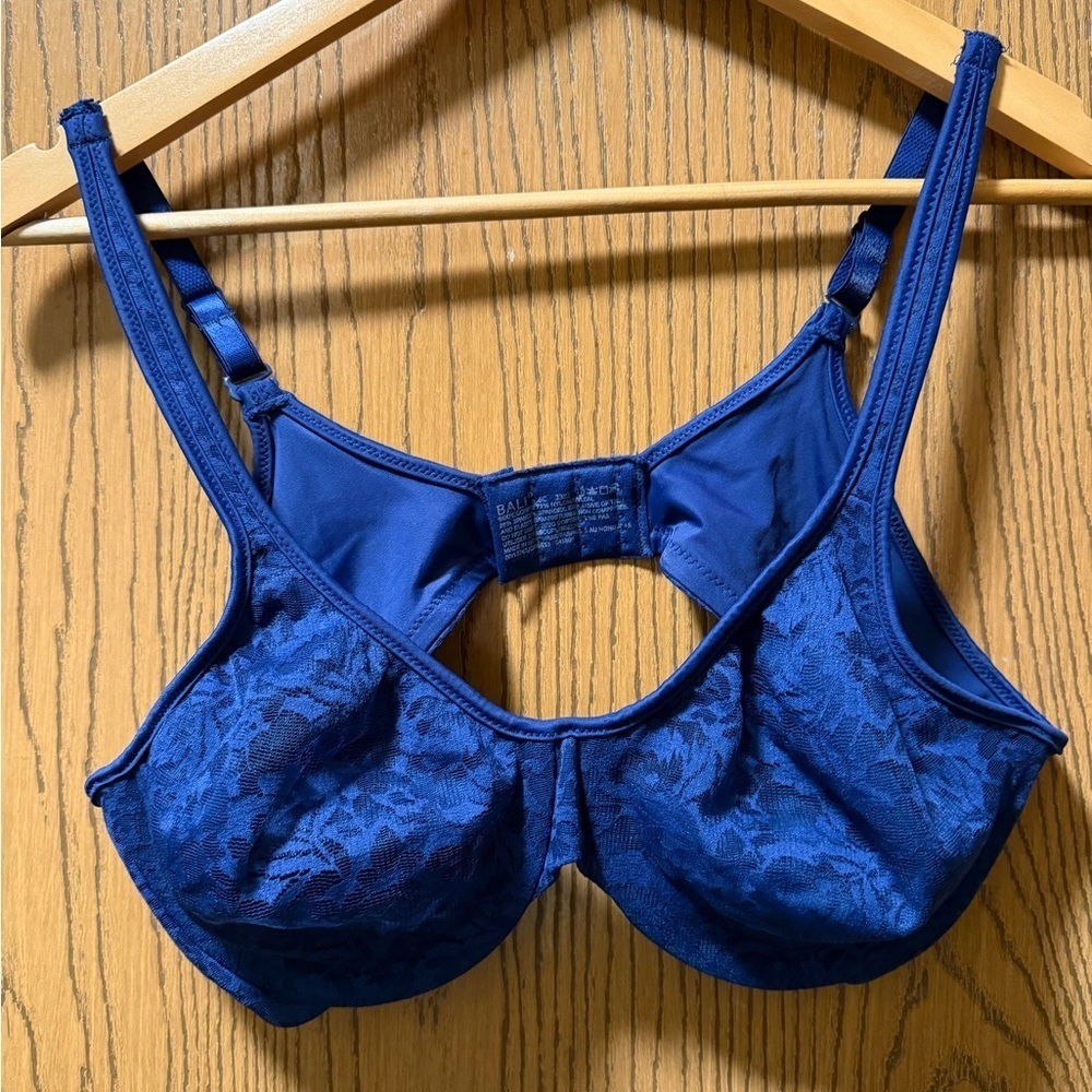 Bali Navy Blue Lace Underwire Bra Size 36C